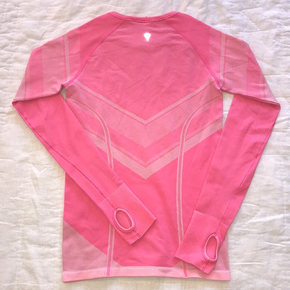 Lululemon Girls’ (Ivivva) Fly Tech Long Sleeve Tee - Picture 3 of 4